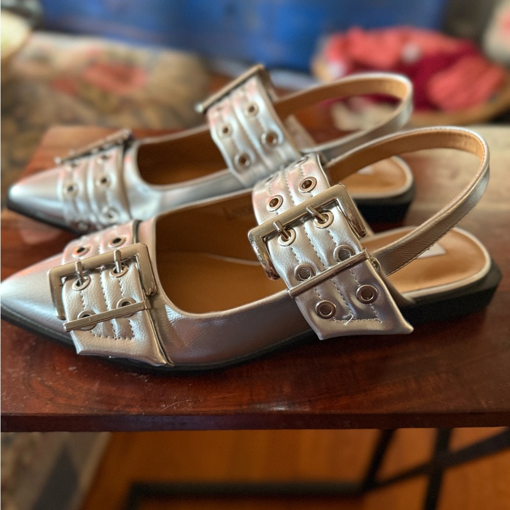 Amazon Silver Women's Flats with Buckle Detail - Picture 2 of 7